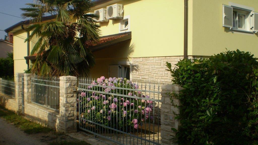 Apartments Victoria سافودغيا المظهر الخارجي الصورة
